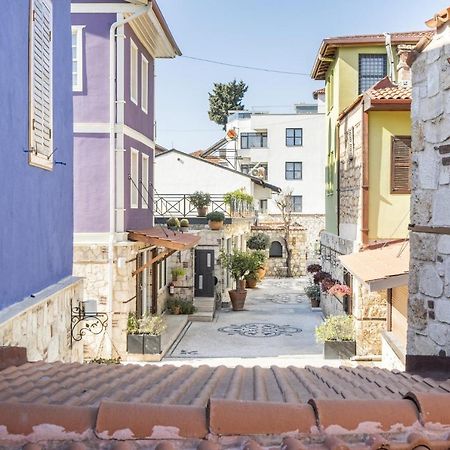 Mesmerizing Flat Near Hadrians Gate Antália Exterior foto