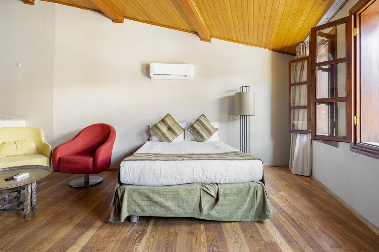 Mesmerizing Flat Near Hadrians Gate Antália Exterior foto