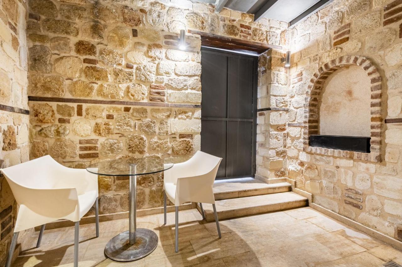 Mesmerizing Flat Near Hadrians Gate Antália Exterior foto